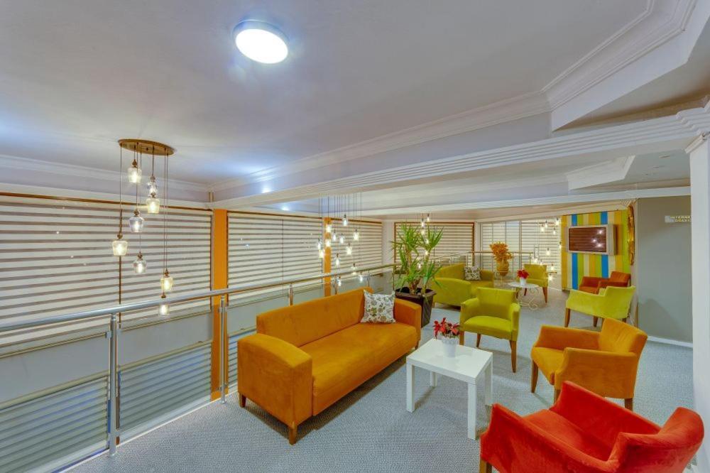 The View City Hotel 쿠사다시 외부 사진
