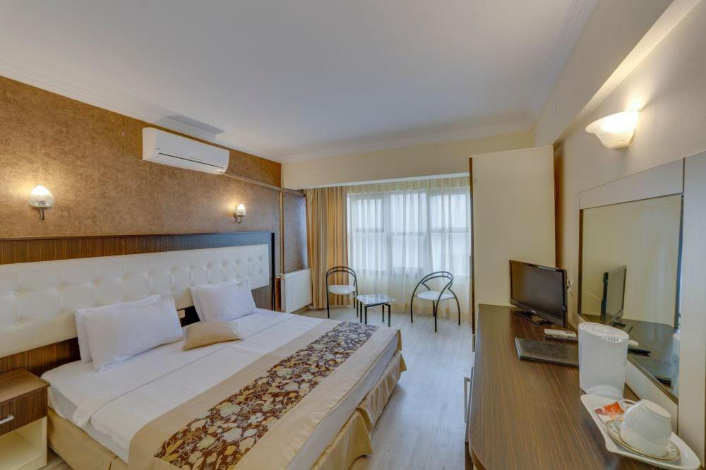 The View City Hotel 쿠사다시 외부 사진