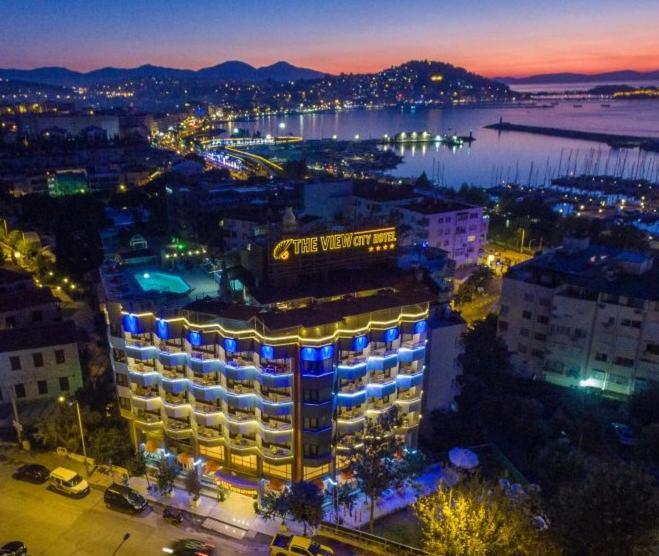 The View City Hotel 쿠사다시 외부 사진