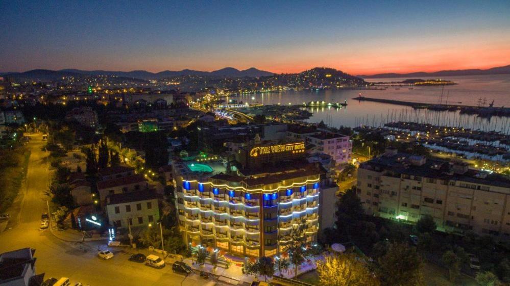 The View City Hotel 쿠사다시 외부 사진